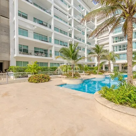 Morros 3, 1 Bedroom & Seaview Apartment *